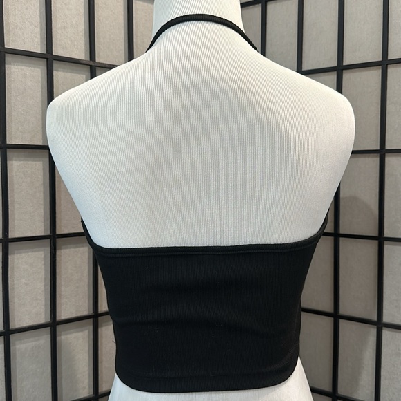 Cropped Halter Top - Picture 2 of 2